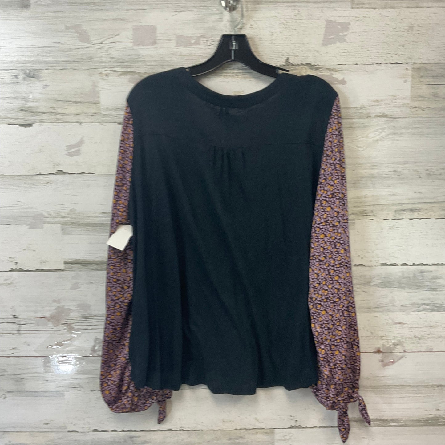 Top Long Sleeve By Anthropologie In Black, Size: Xl