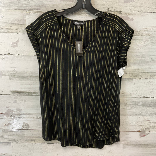 Top Short Sleeve By Express In Black, Size: S