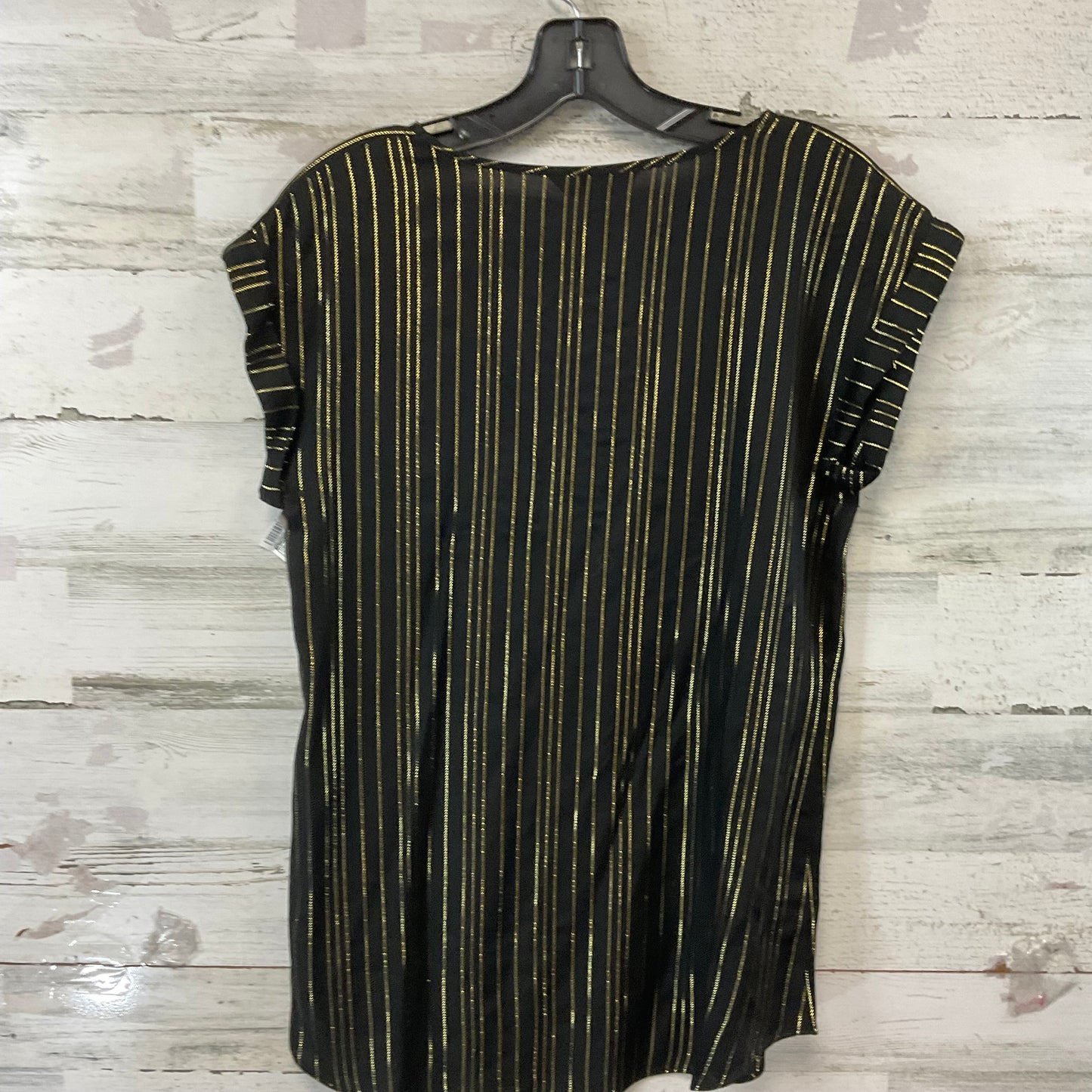 Top Short Sleeve By Express In Black, Size: S