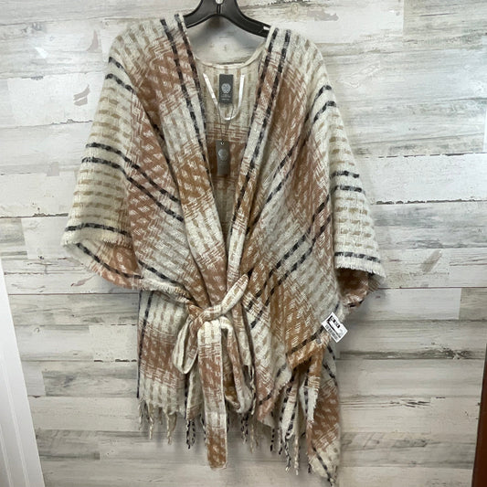 Kimono By Vince Camuto In Cream, Size: Osfm