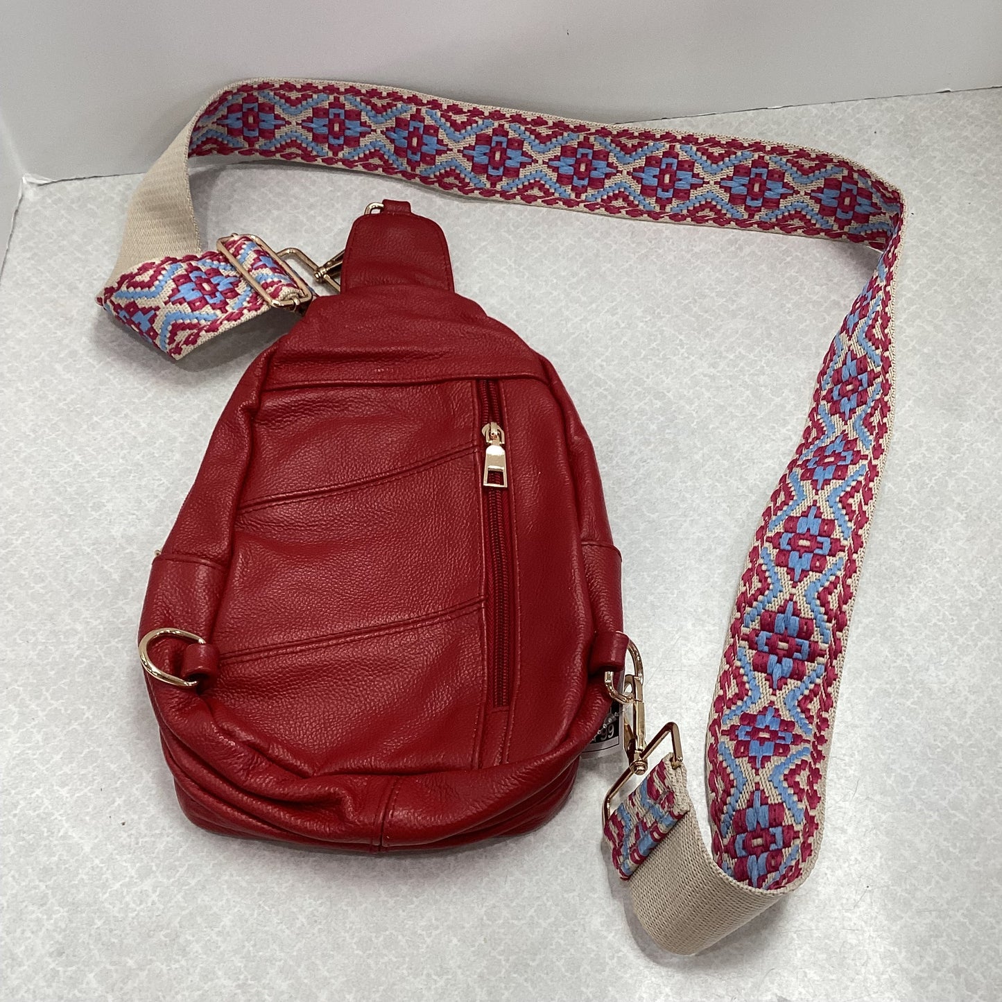 Crossbody By Clothes Mentor, Size: Medium