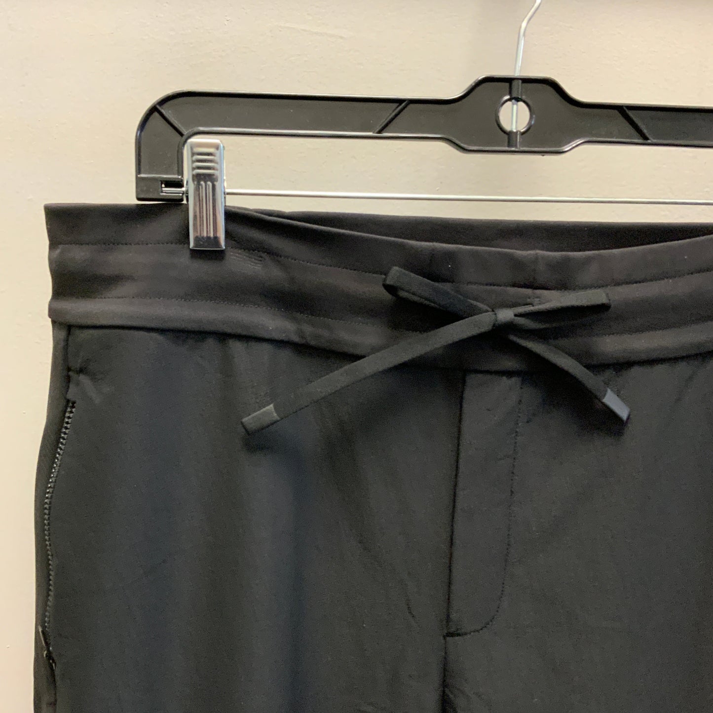 Athletic Pants By Athleta In Black, Size: Xl