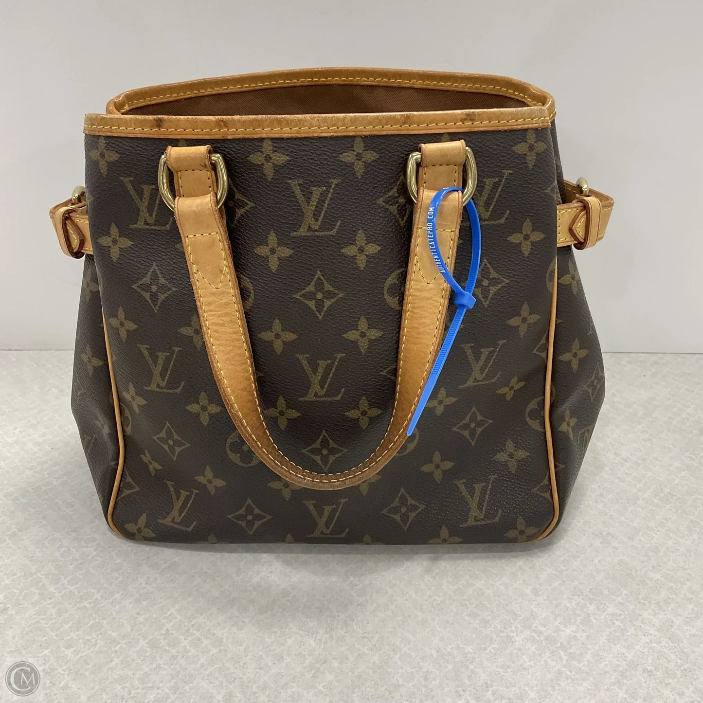 Handbag Luxury Designer By Louis Vuitton, Size: Small