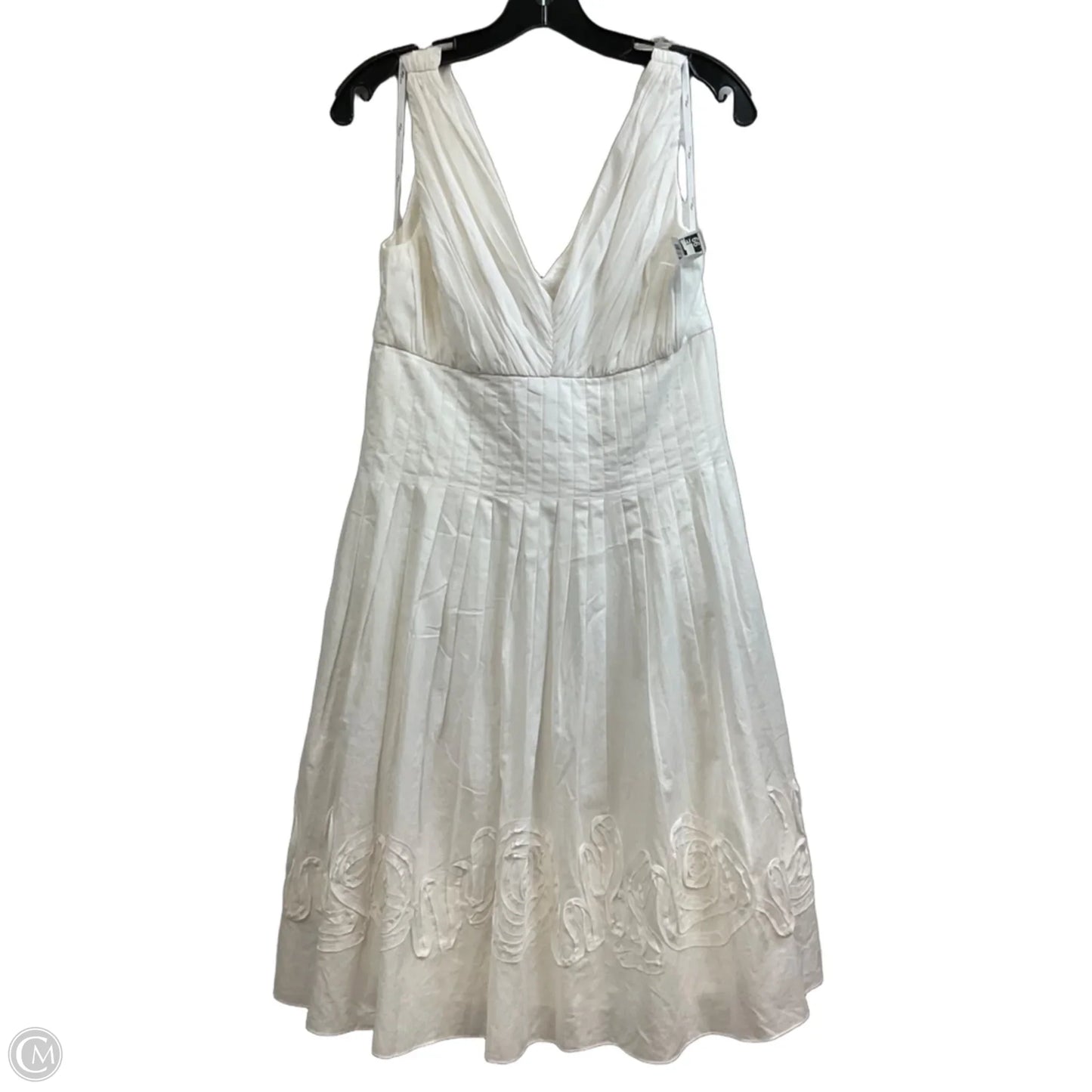 Dress Casual Short By SUZI CHIN In White, Size: M