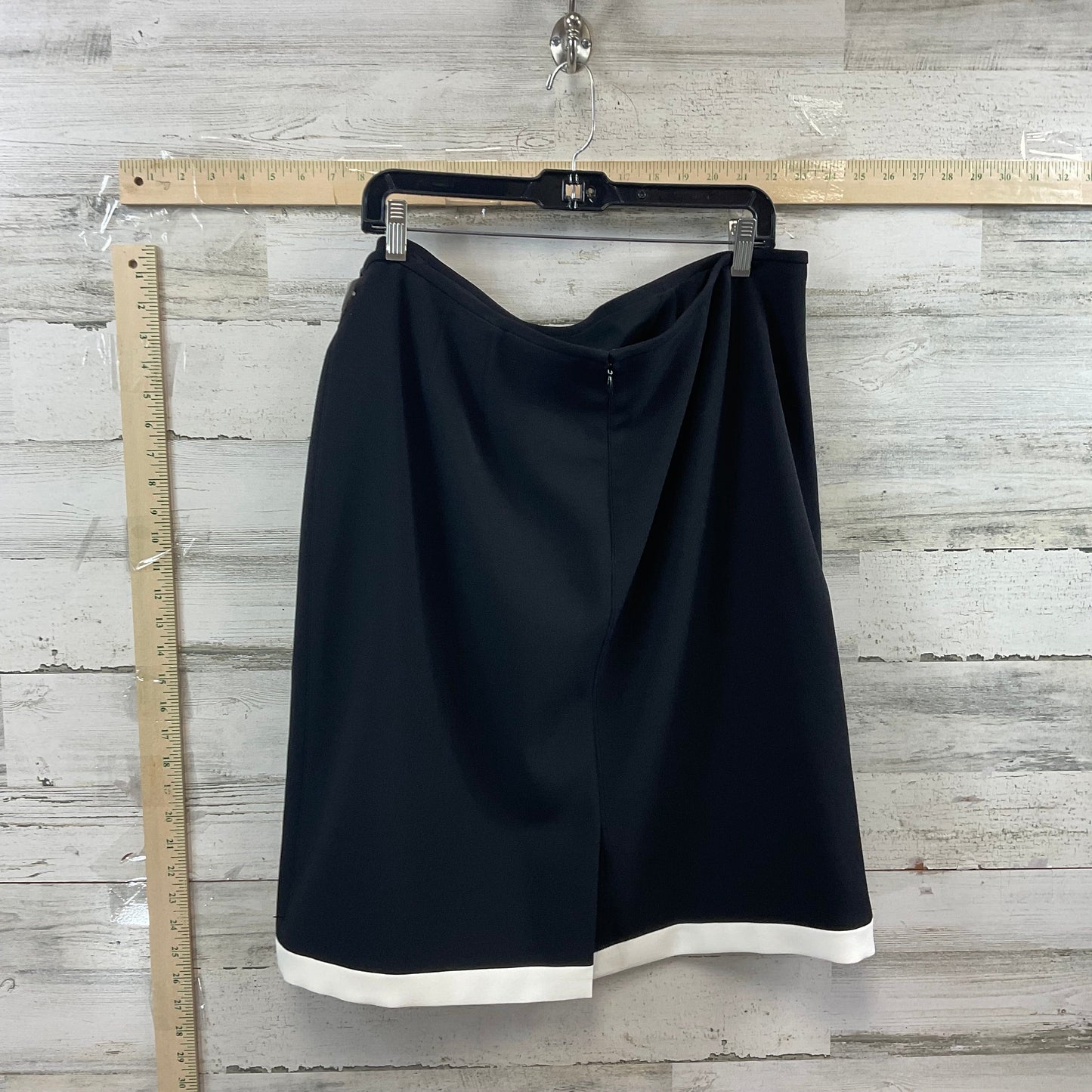 Skirt Mini & Short By Preston And New York  Size: 18