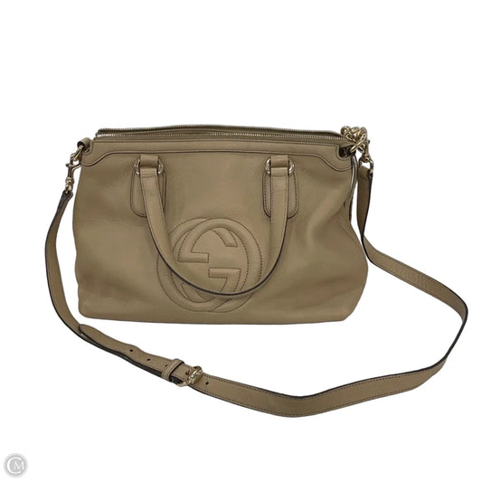 Handbag Luxury Designer By Gucci, Size: Medium