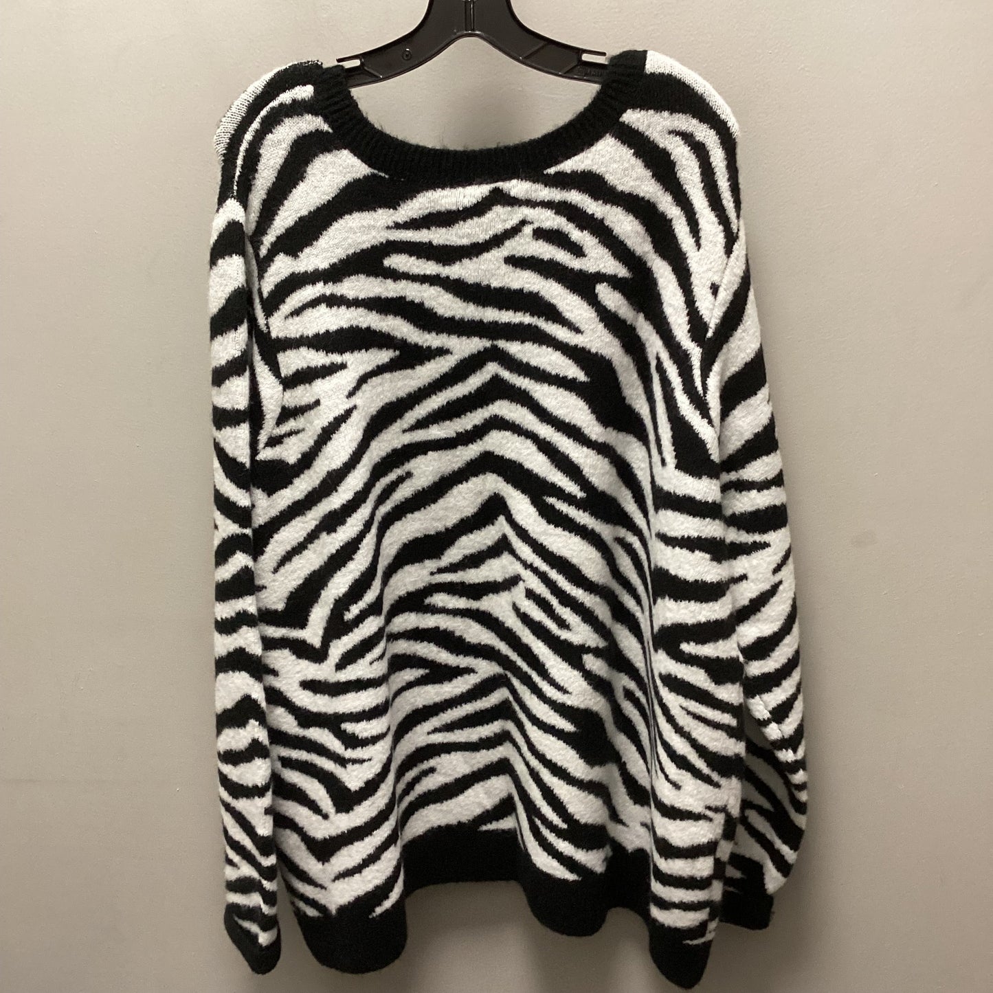 Sweater By Halogen In Animal Print, Size: 3x