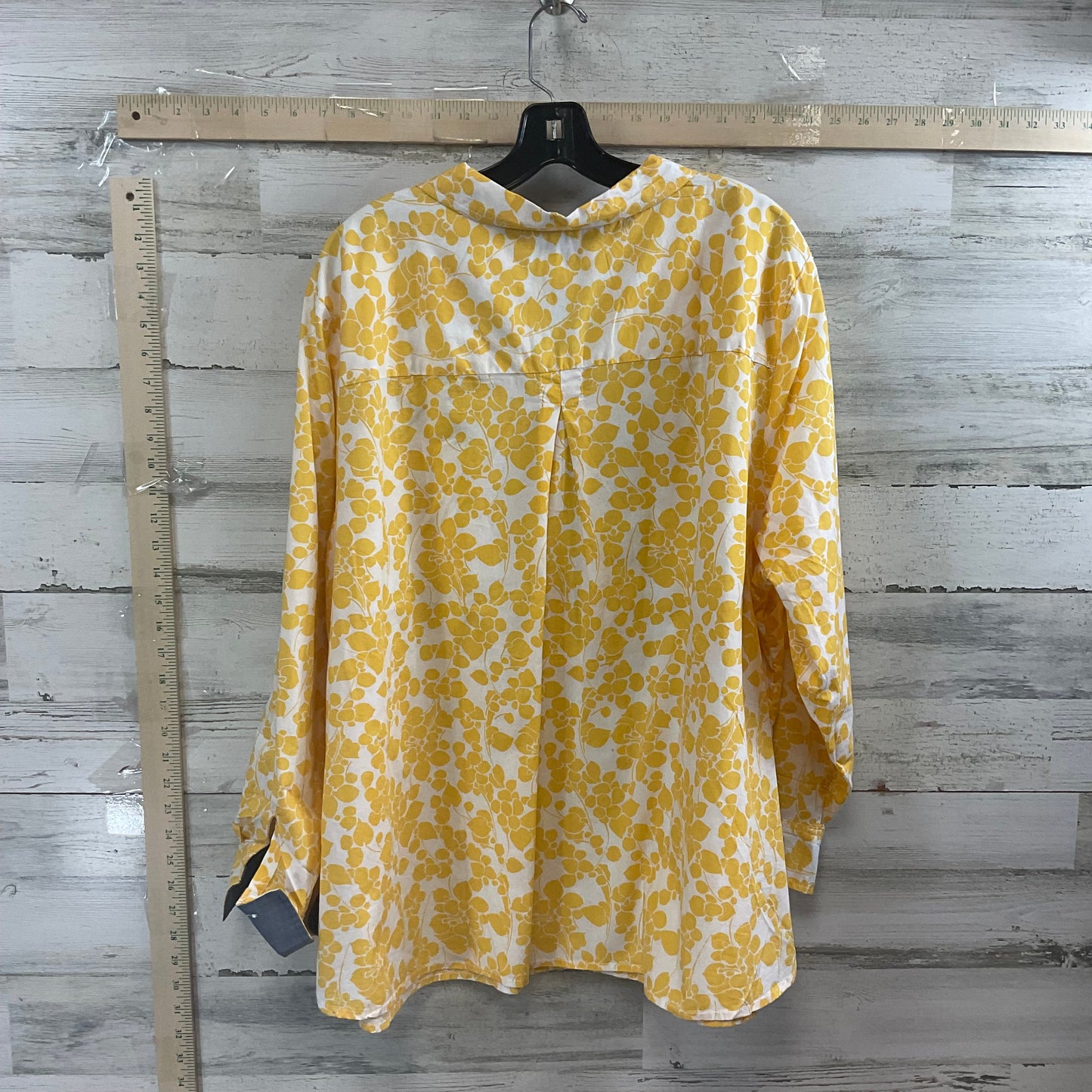 Yellow Top Long Sleeve Tommy Hilfiger, Size 2x