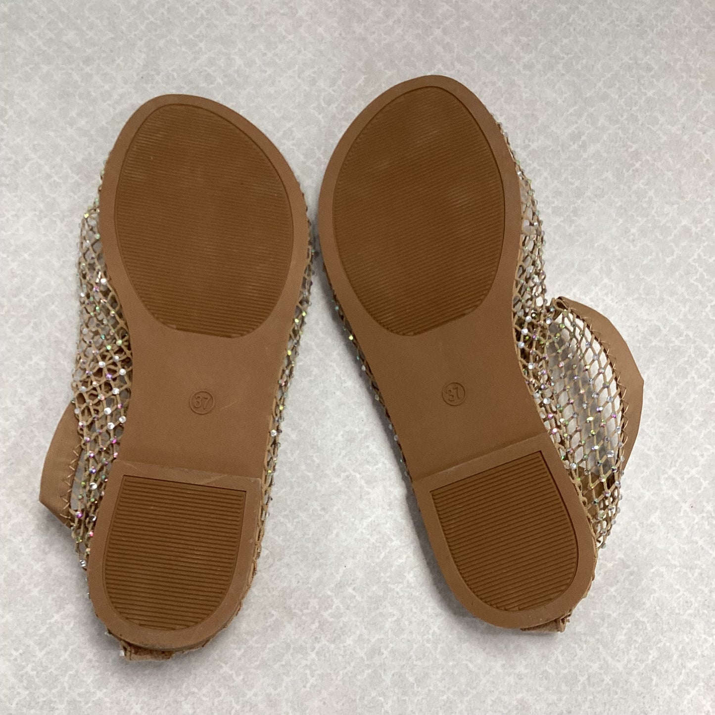 Brown Sandals Flats Shion, Size 6.5