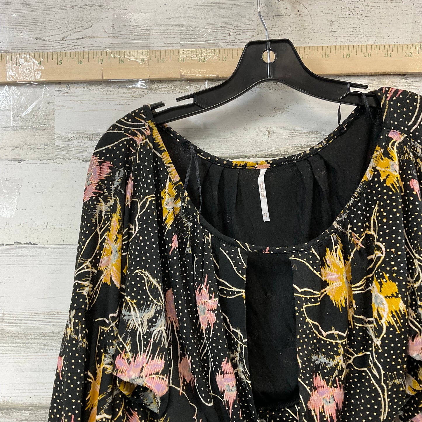 Black & Yellow Top Long Sleeve Free People, Size Xs
