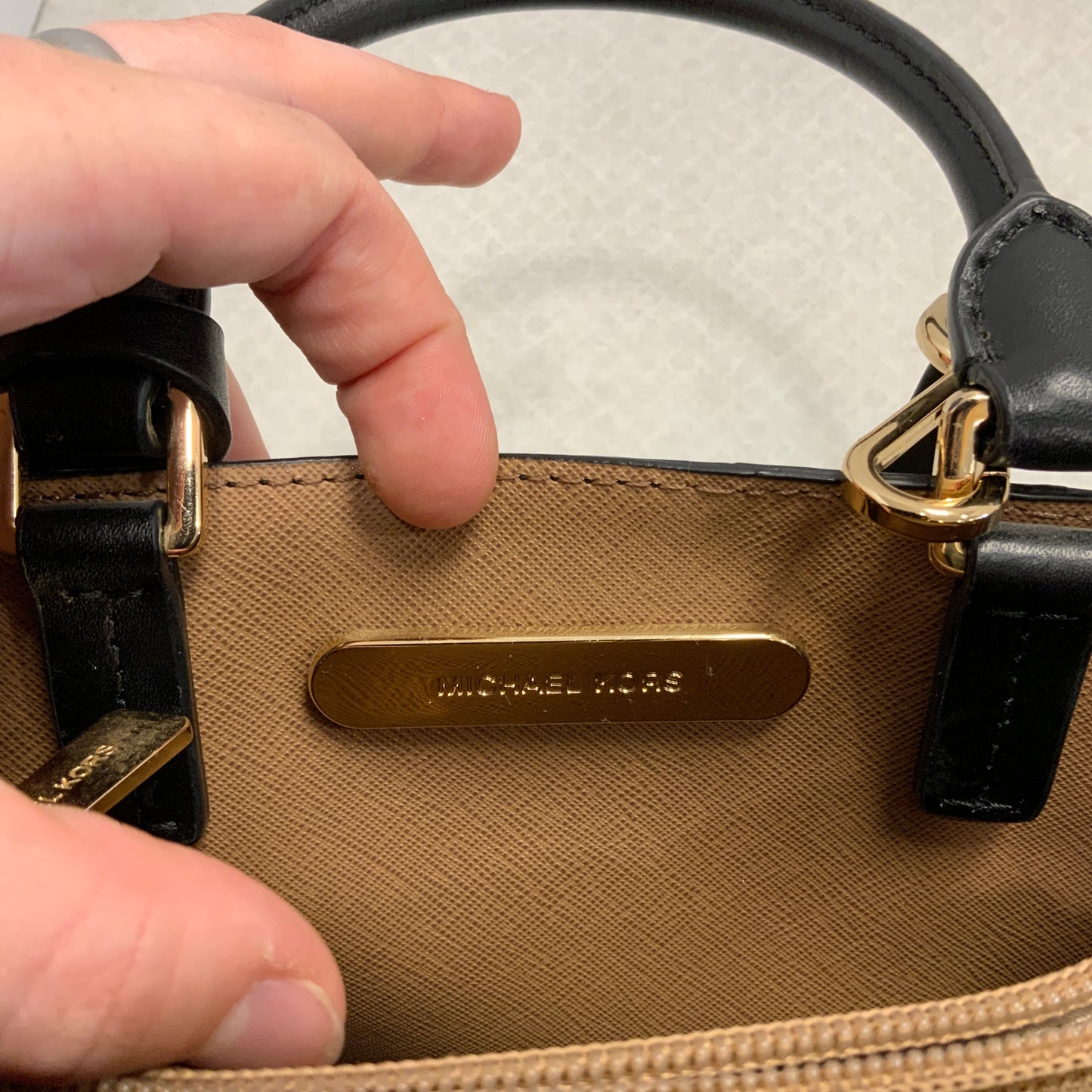 Crossbody Designer Michael By Michael Kors, Size Small