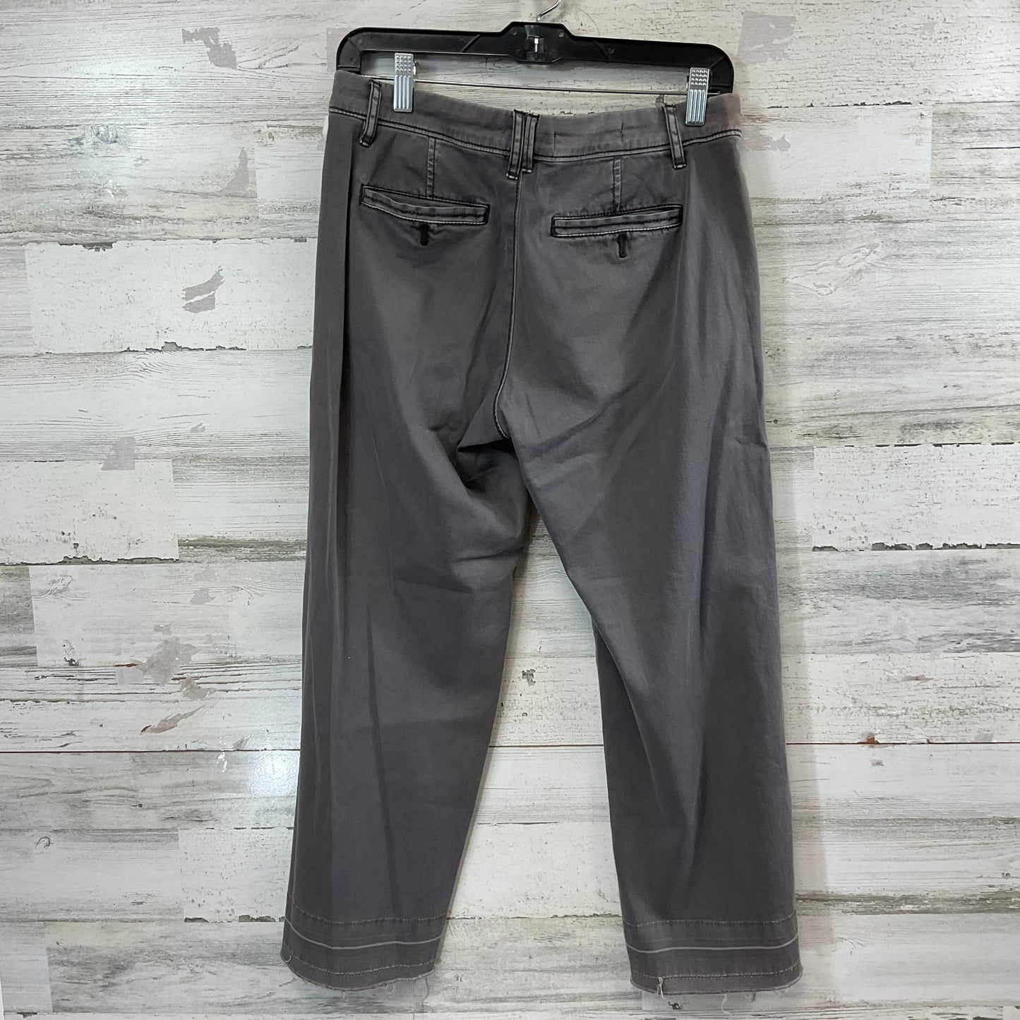 Pants Cropped By Pilcro In Grey, Size: 6