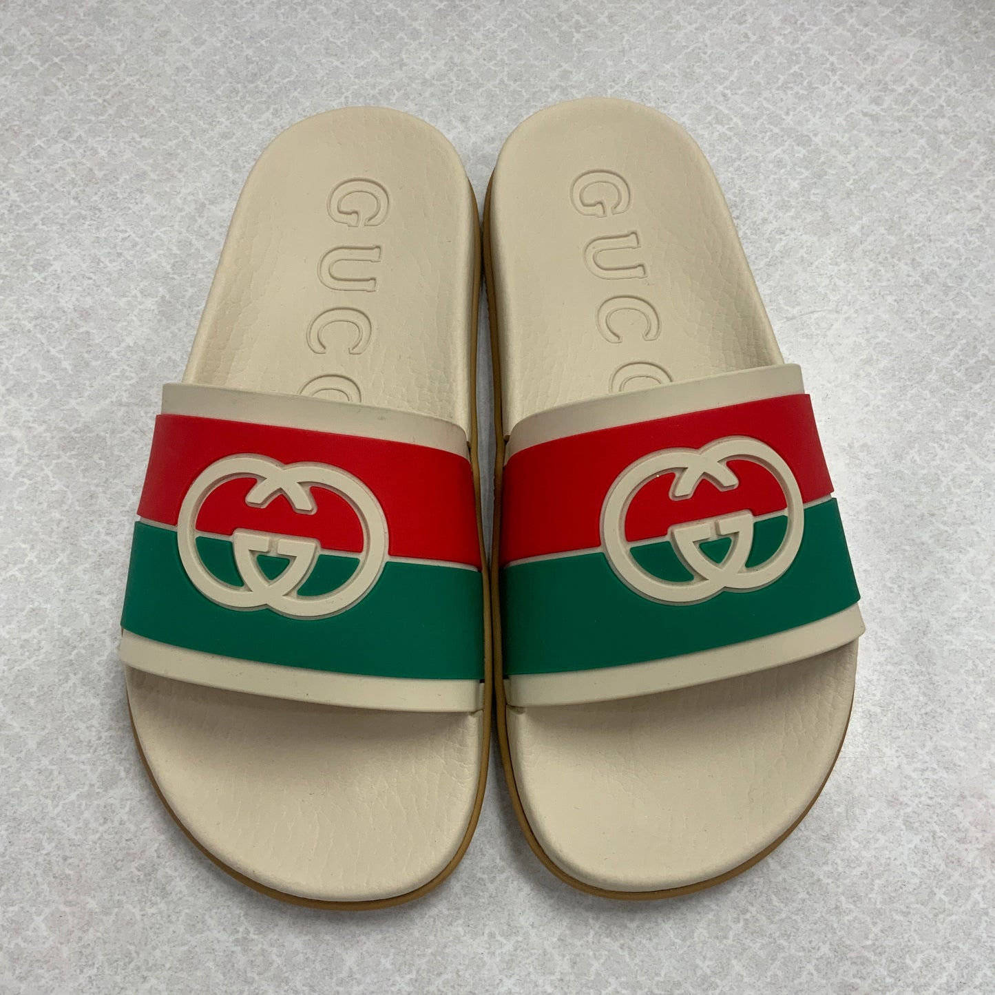 Sandals Flats By Gucci In Cream & Green, Size: 8.5