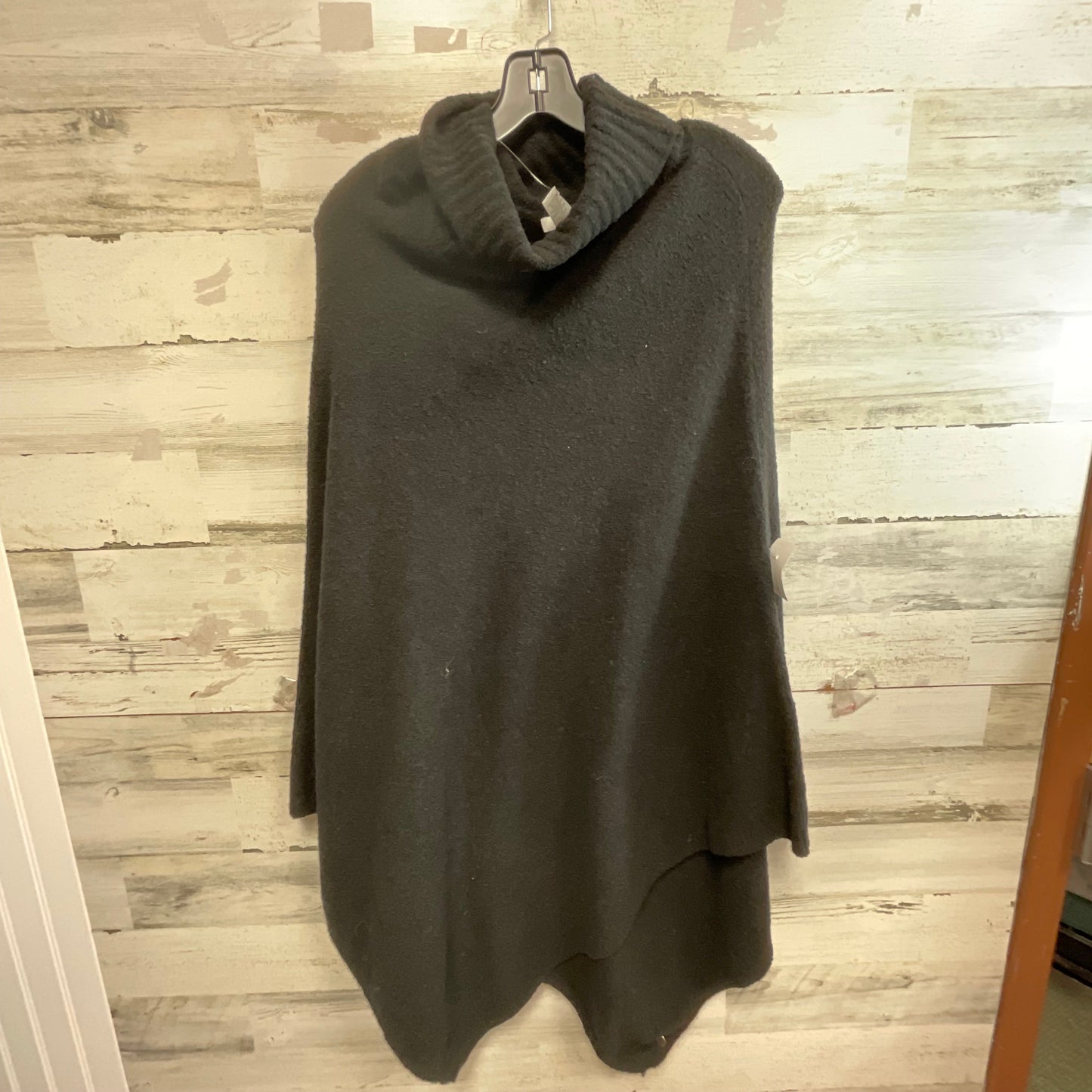 Shawl By J. Jill In Black, Size: Osfm