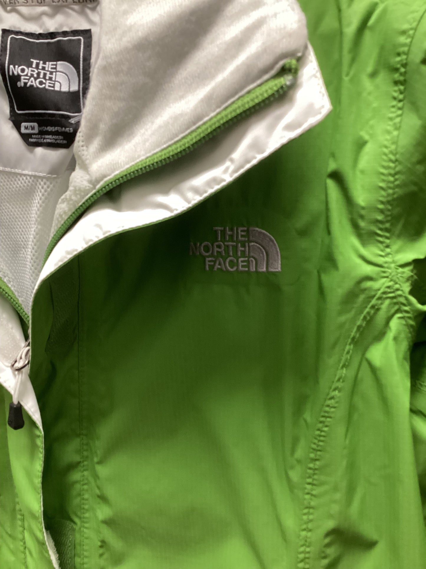 Jacket Windbreaker By The North Face In Green, Size: M