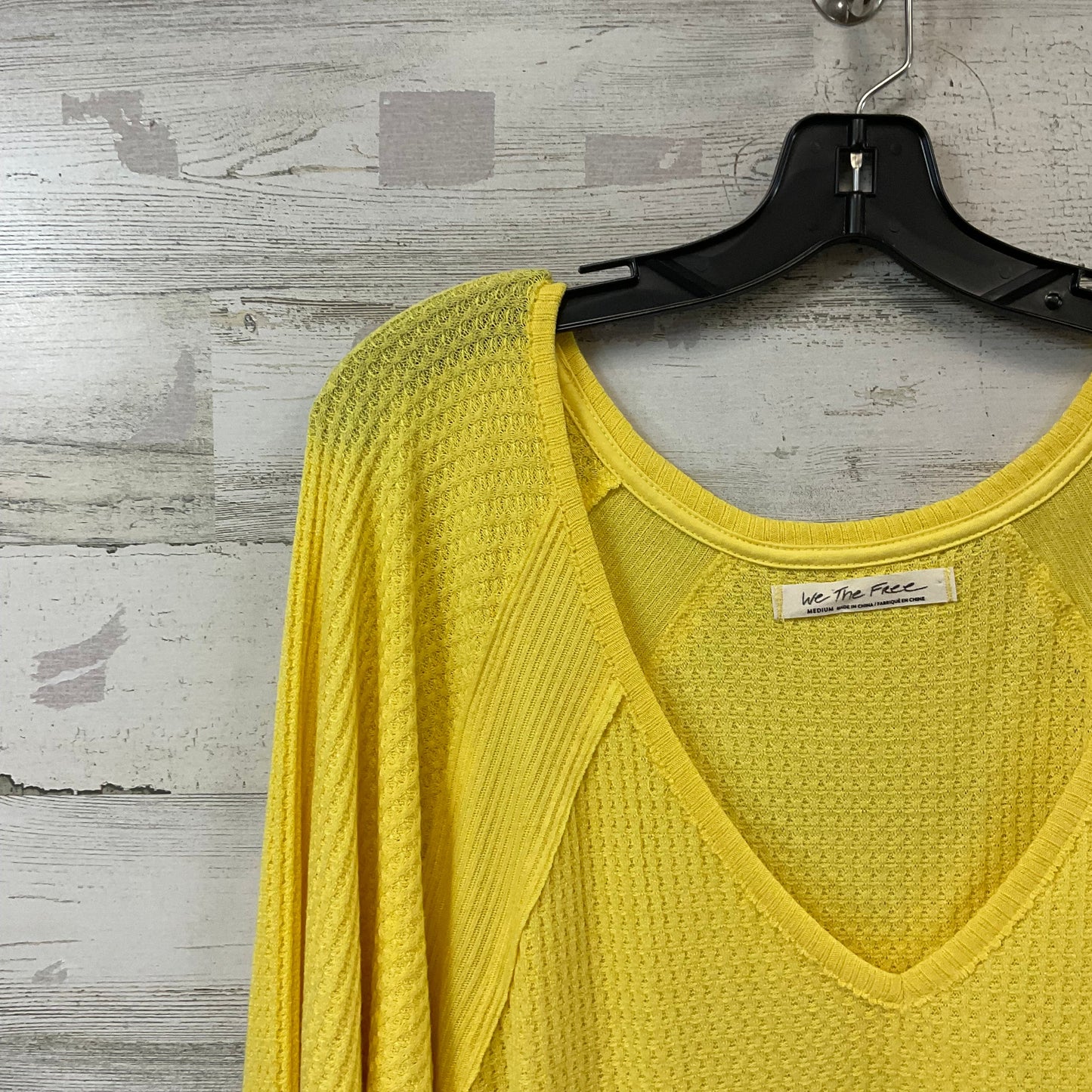 Top Long Sleeve By We The Free In Yellow, Size: M