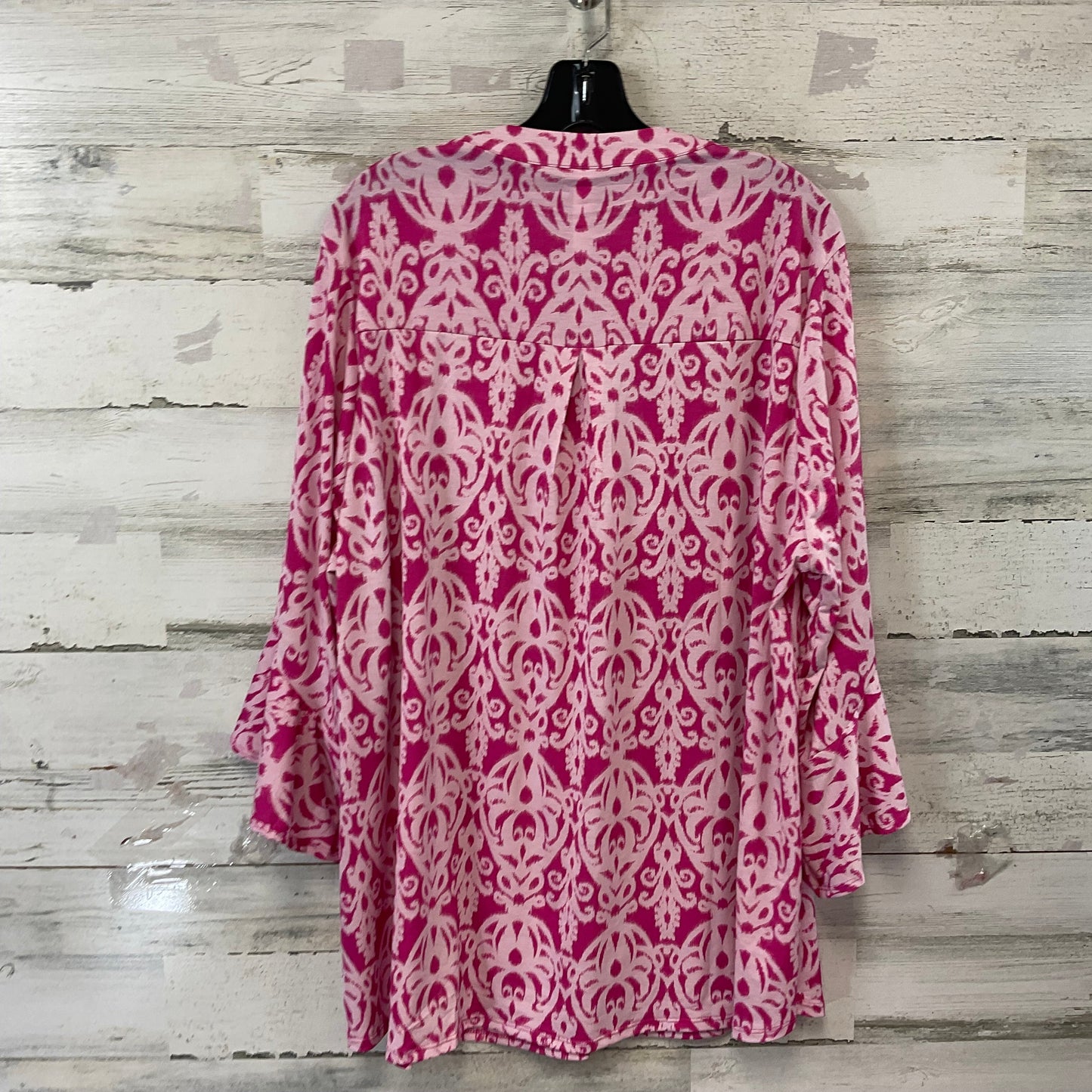 Top 3/4 Sleeve By  DEAR SCARLETT  In Pink, Size: 2x