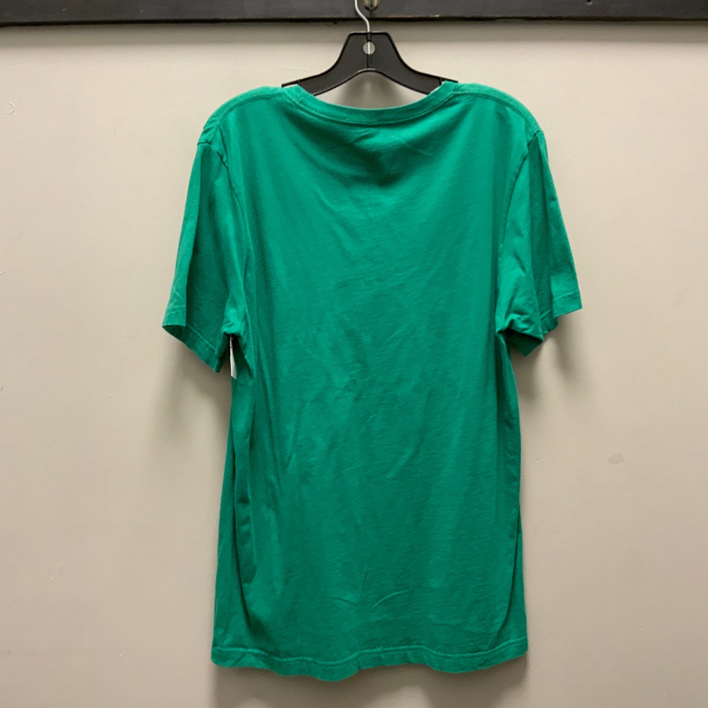 Top Short Sleeve Basic By Bella + Canvas In Green, Size: L