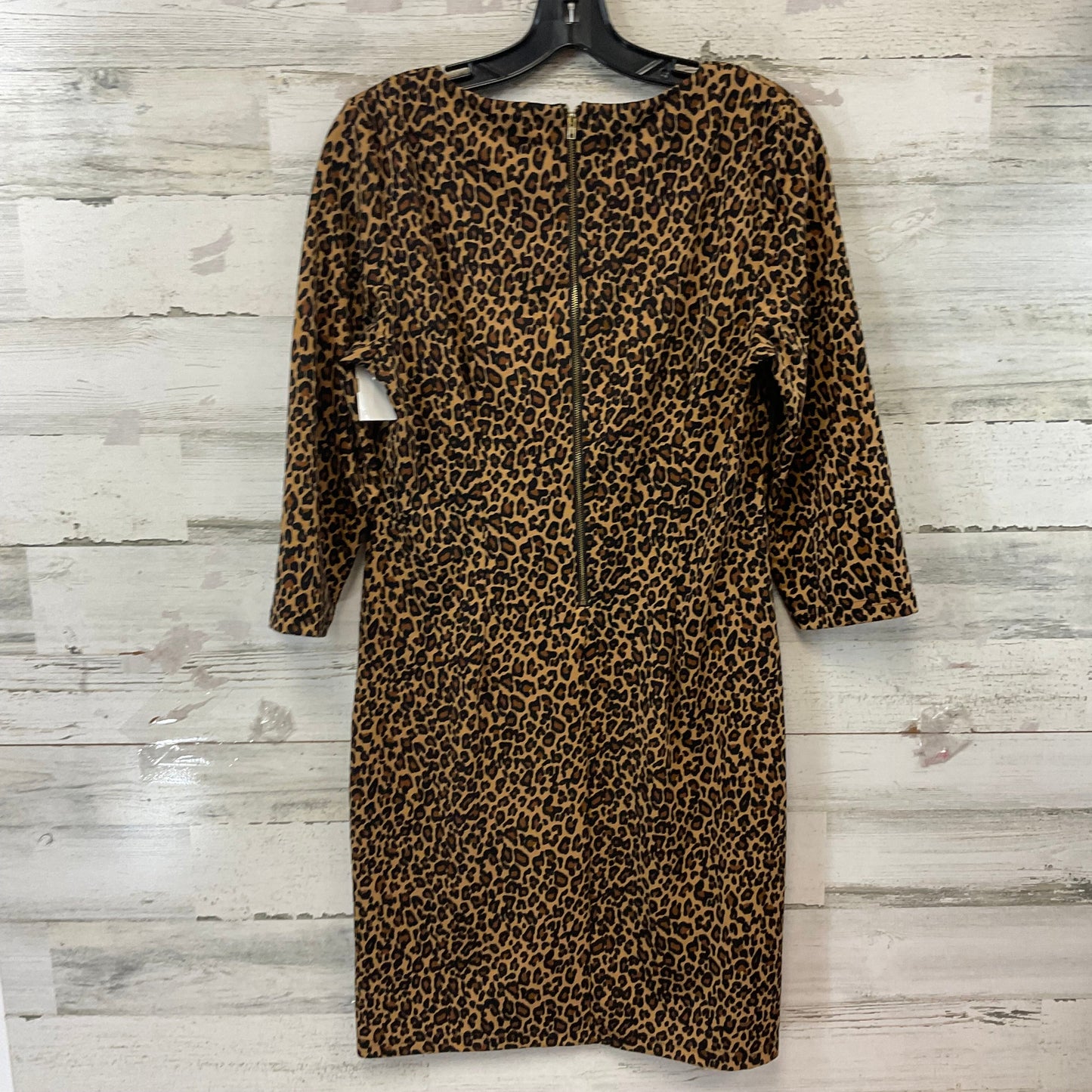 Dress Casual Short By Spense In Animal Print, Size: M