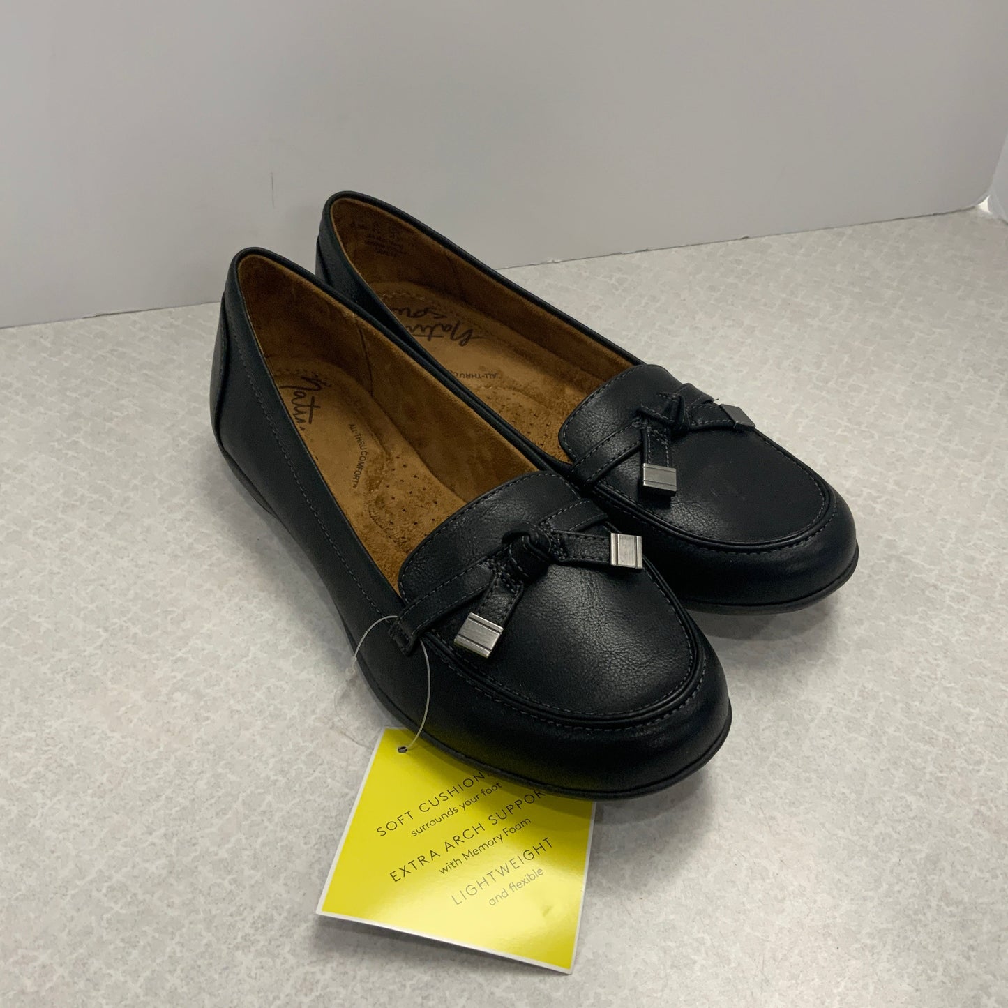 Shoes Flats By Natural Soul In Black, Size: 6.5