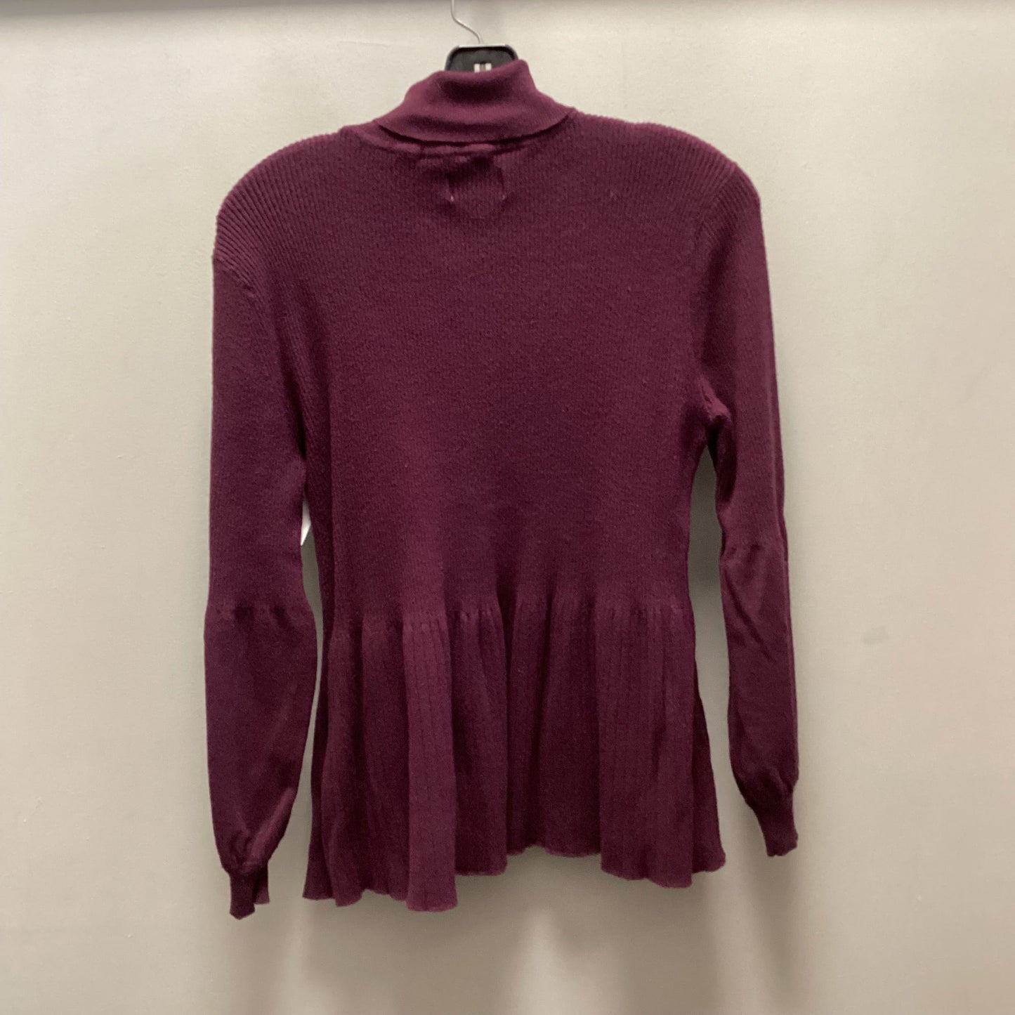 Top Long Sleeve By Elle In Red, Size: Xl