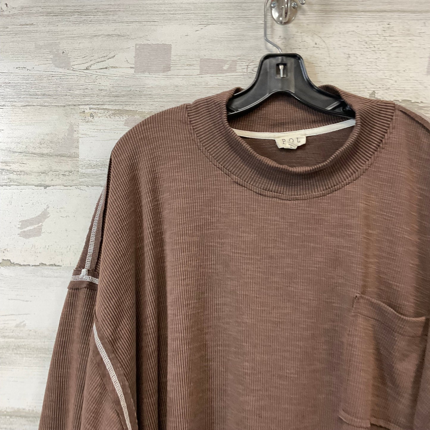 Top Short Sleeve By Pol In Brown, Size: M