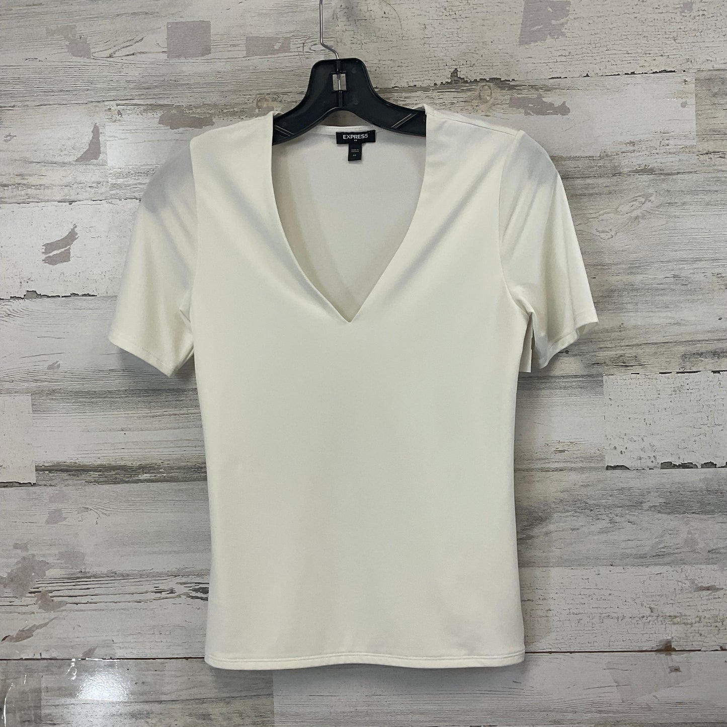 Top Short Sleeve By Express In Cream, Size: Xs