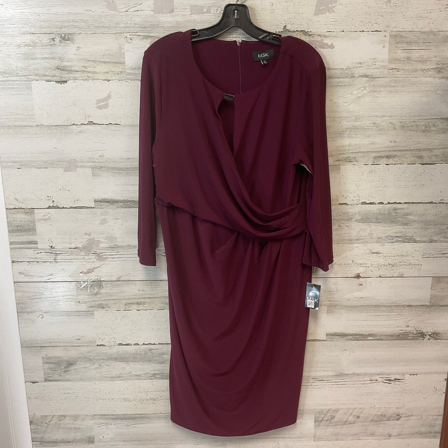 Dress Party Short By Msk In Maroon, Size: Xl