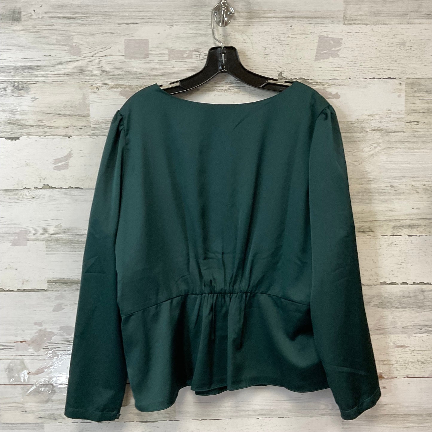 Top Long Sleeve By J. Crew In Green, Size: Xxl