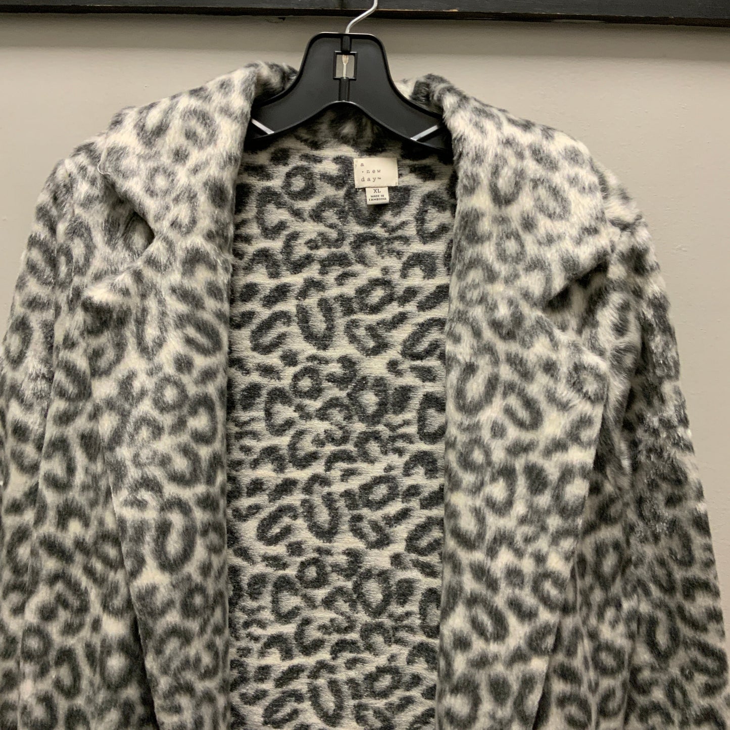 Coat Other By A New Day In Animal Print, Size: Xxl