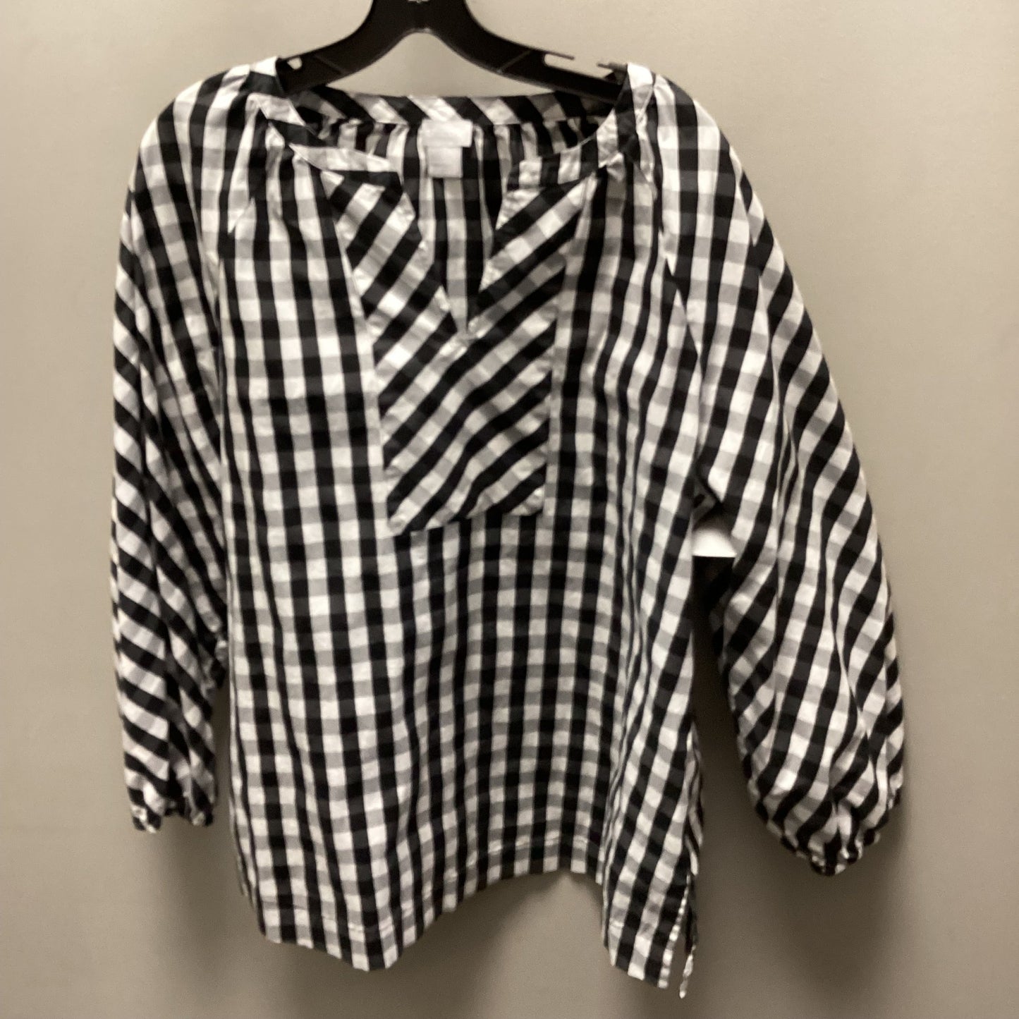 Blouse Long Sleeve By Chicos In Black & White, Size: Xl