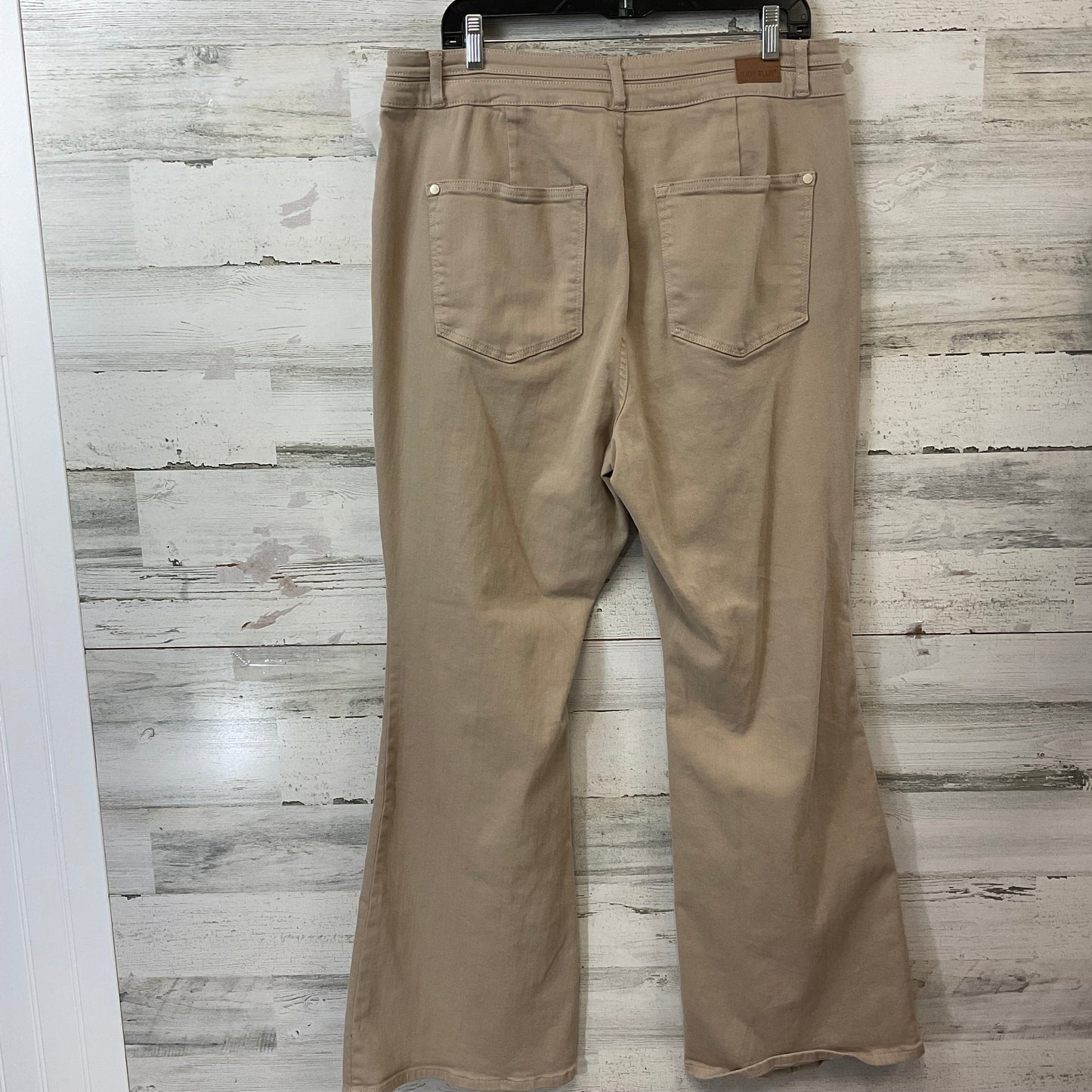 Jeans Flared By Judy Blue In Brown Denim, Size: 18