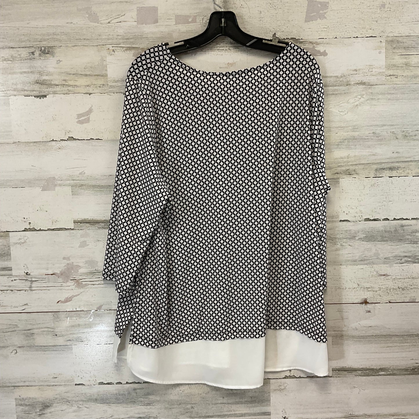 Top 3/4 Sleeve By Adrianna Papell In Black & White, Size: 2x