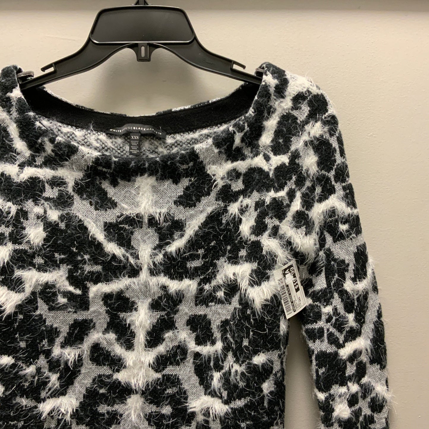 Sweater By White House Black Market  Size: Xxs