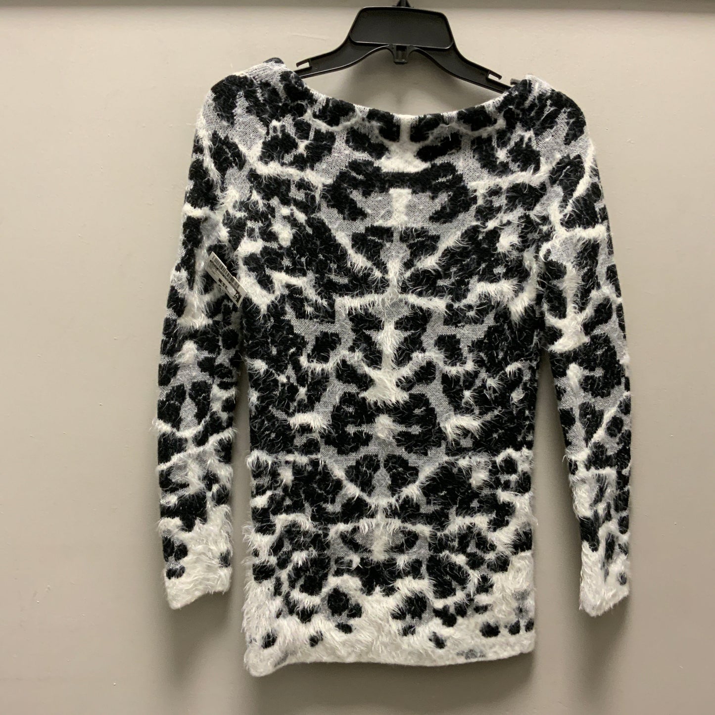 Sweater By White House Black Market  Size: Xxs