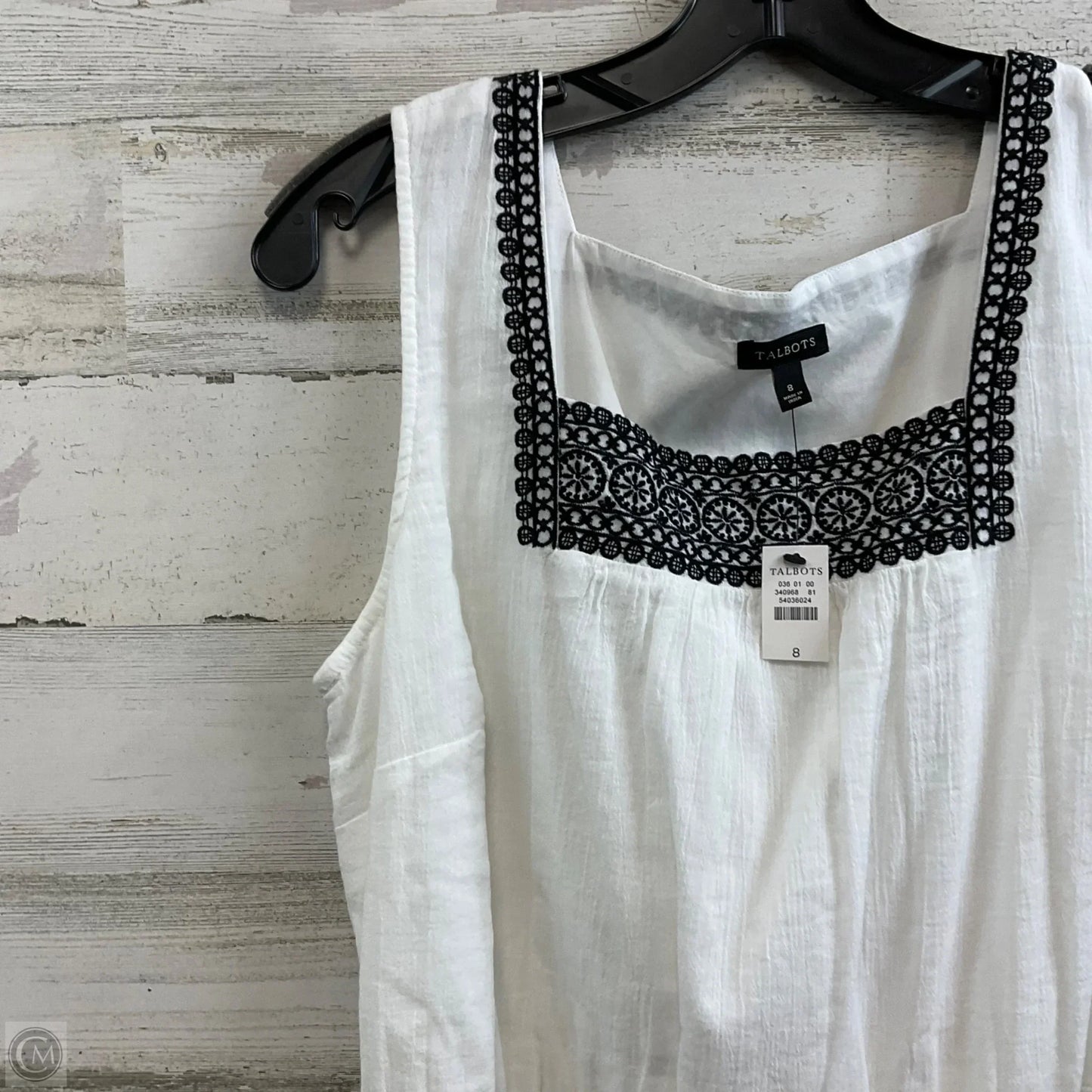 Dress Casual Short By Talbots In White, Size: M