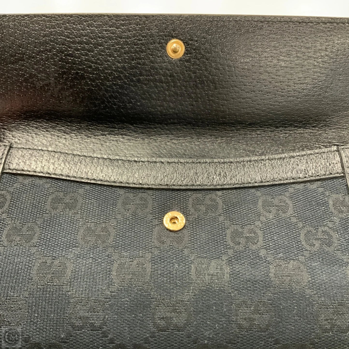 Wallet Luxury Designer By Gucci, Size: Medium