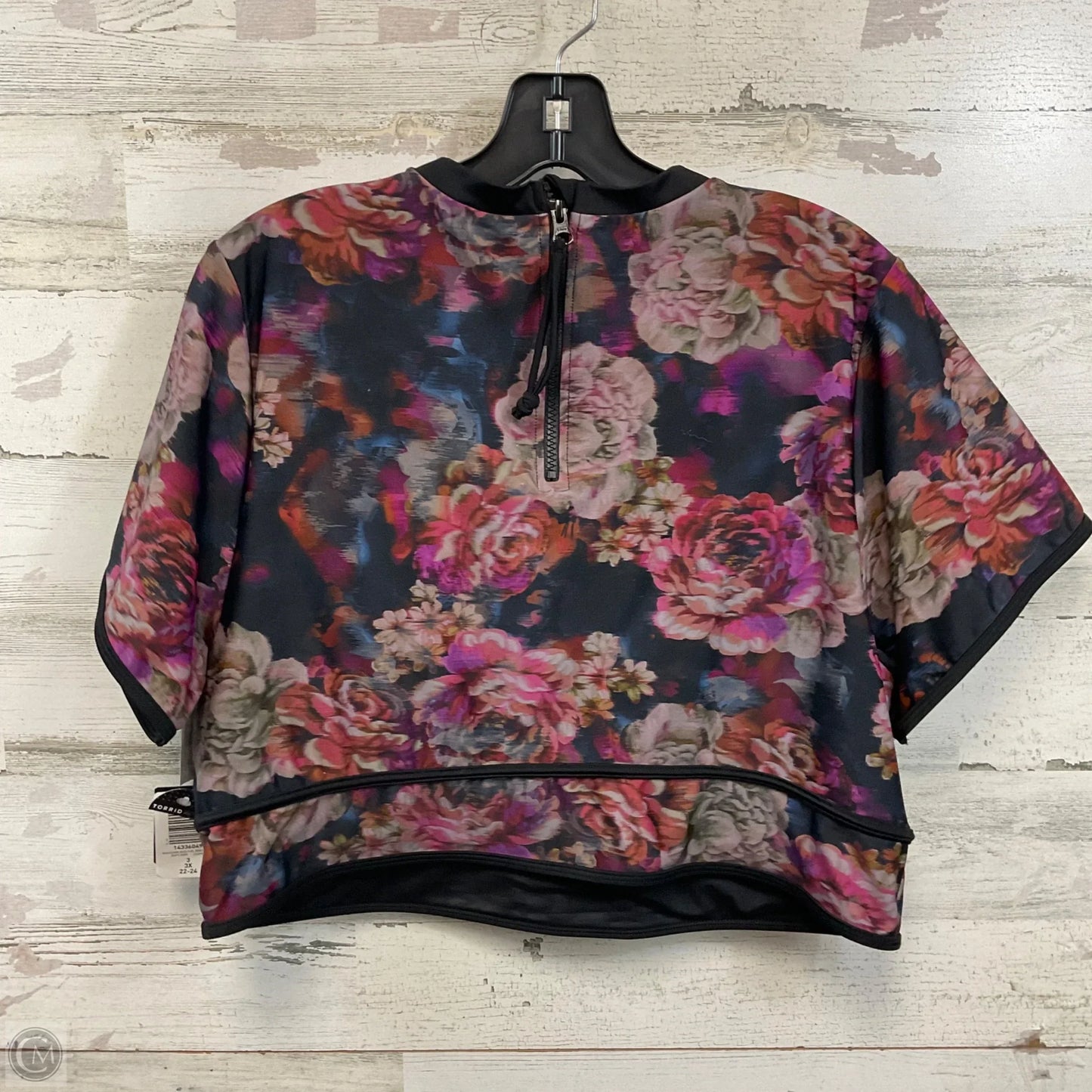 Athletic Top Short Sleeve By Torrid In Black, Size: 3x