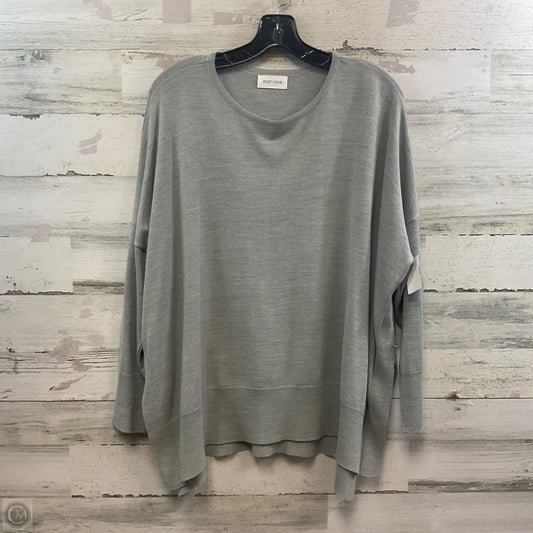 Sweater By Mer Sea In Grey, Size: Osfm