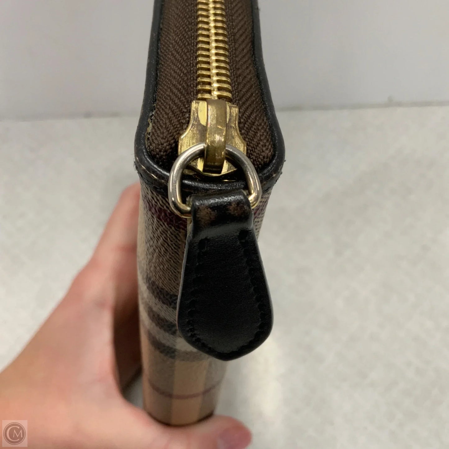 Wallet Luxury Designer By Burberry, Size: Medium