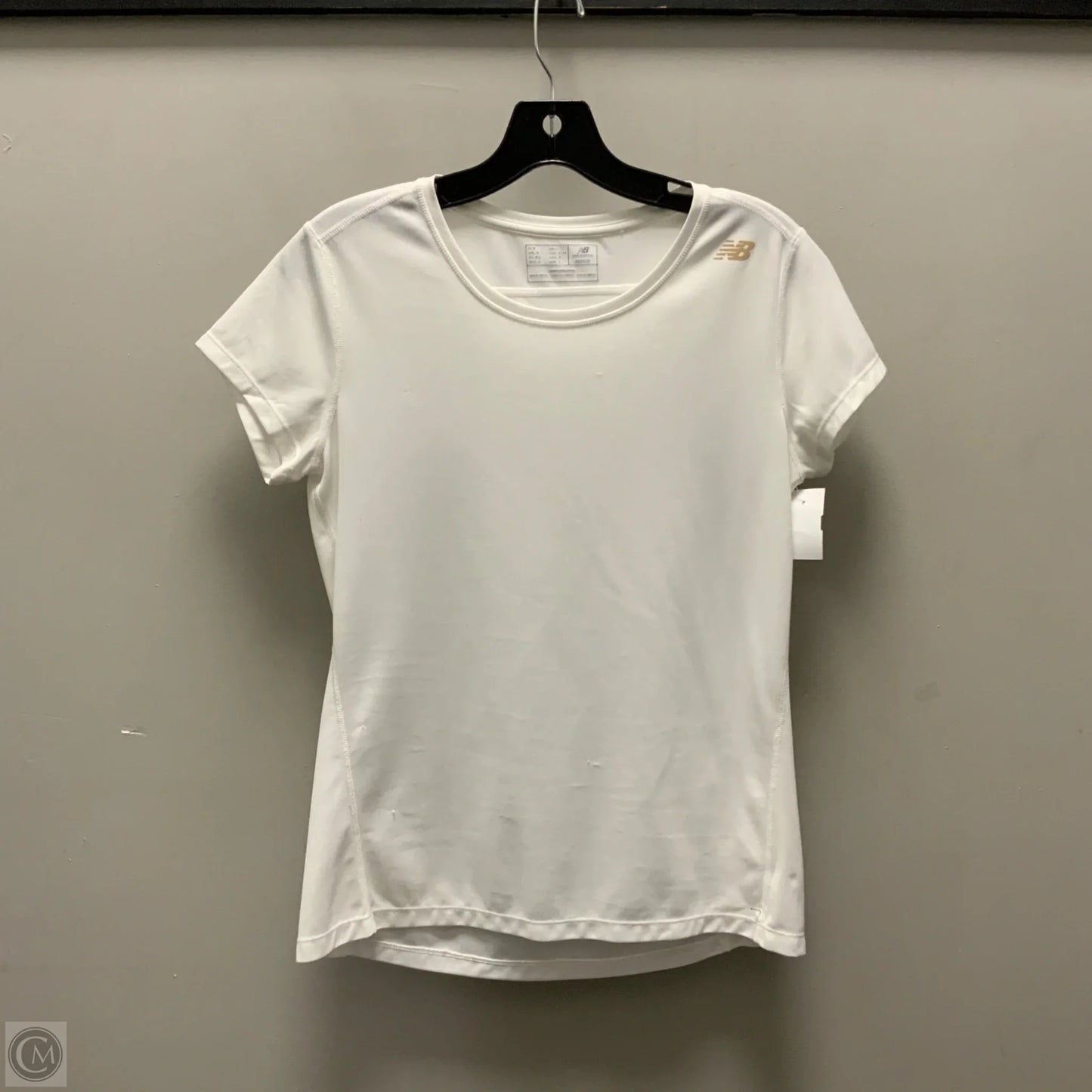 Athletic Top Short Sleeve By New Balance In White, Size: M