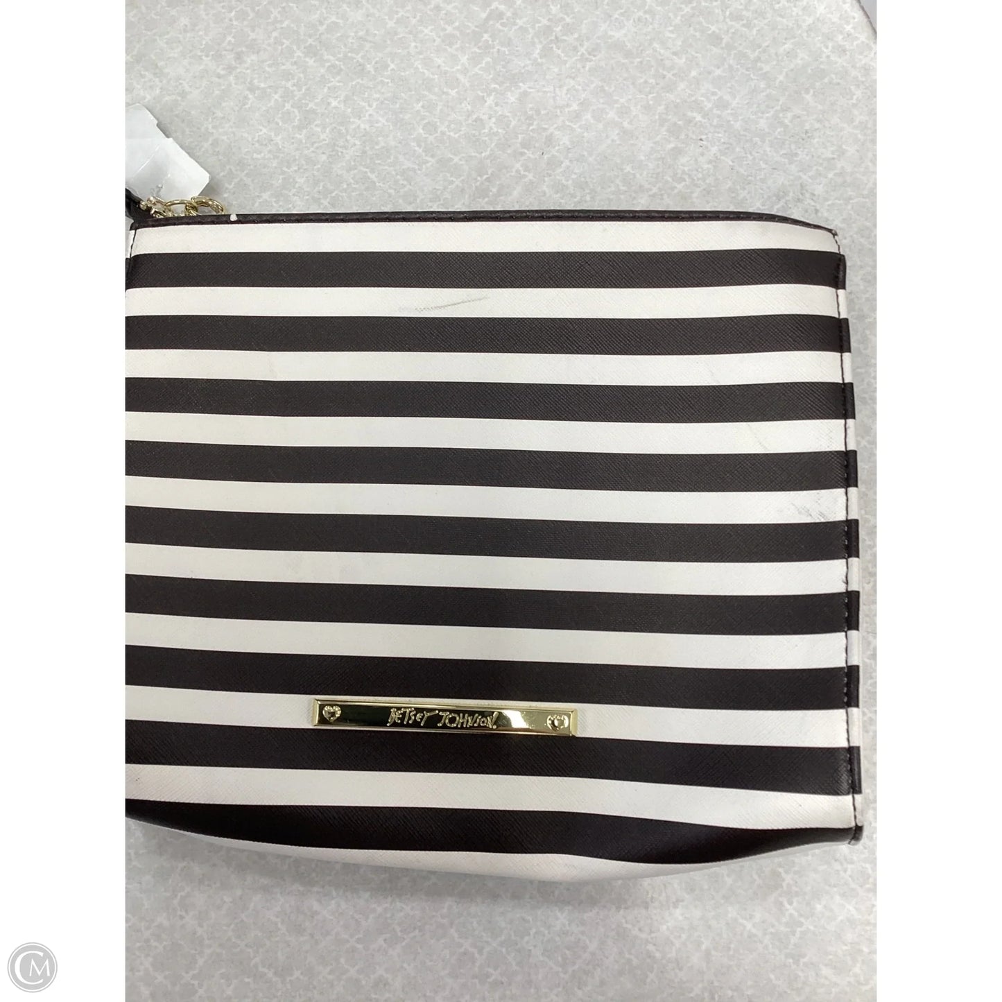 Wristlet By Betsey Johnson, Size: Large