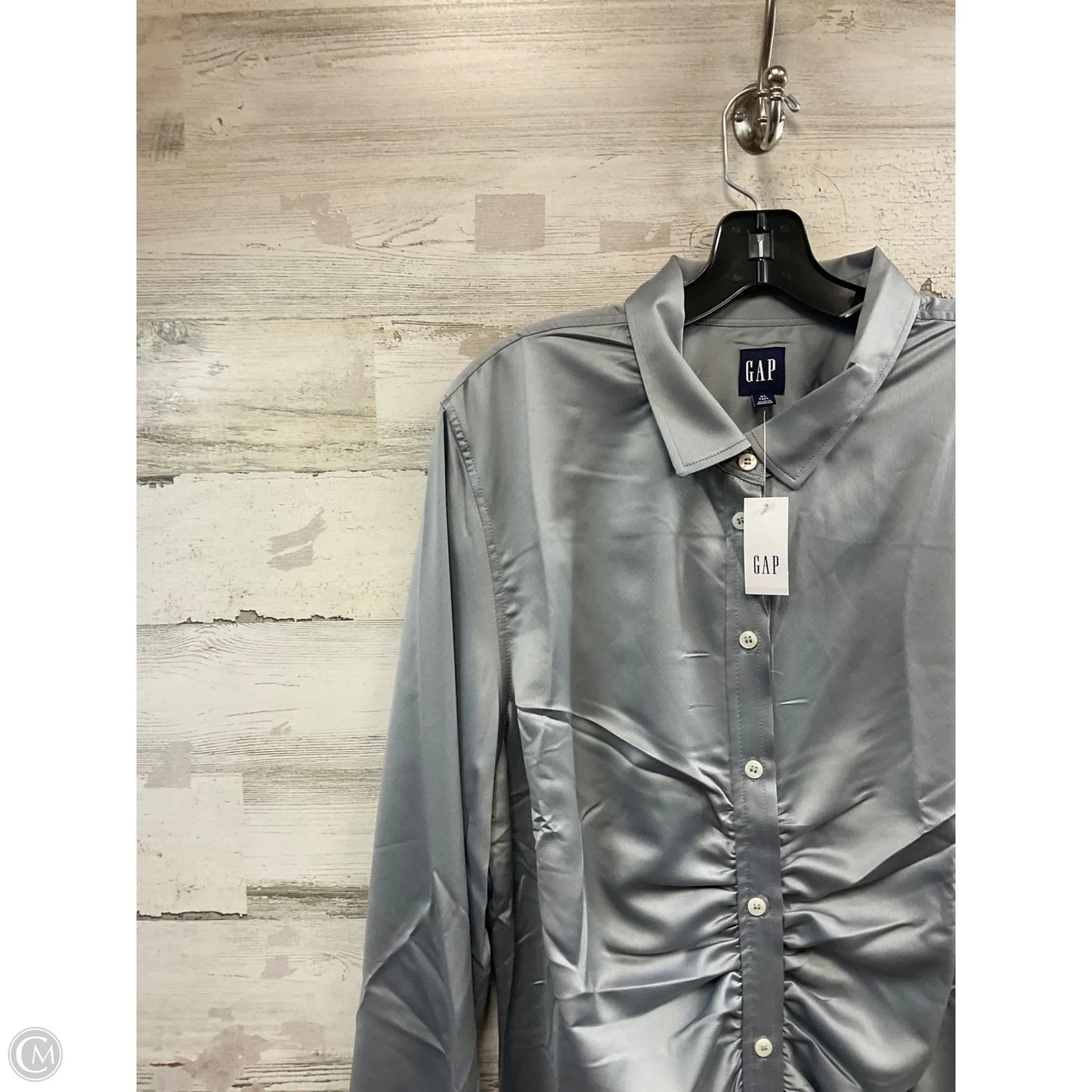 Dress Casual Short By Gap In Silver, Size: Xl