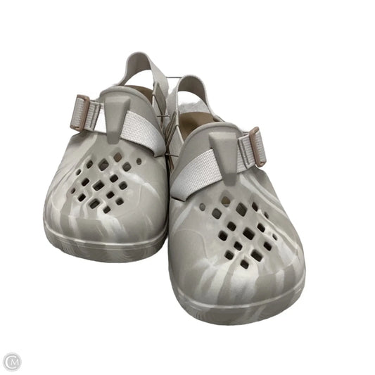 Sandals Sport By Chacos In Grey, Size: 7