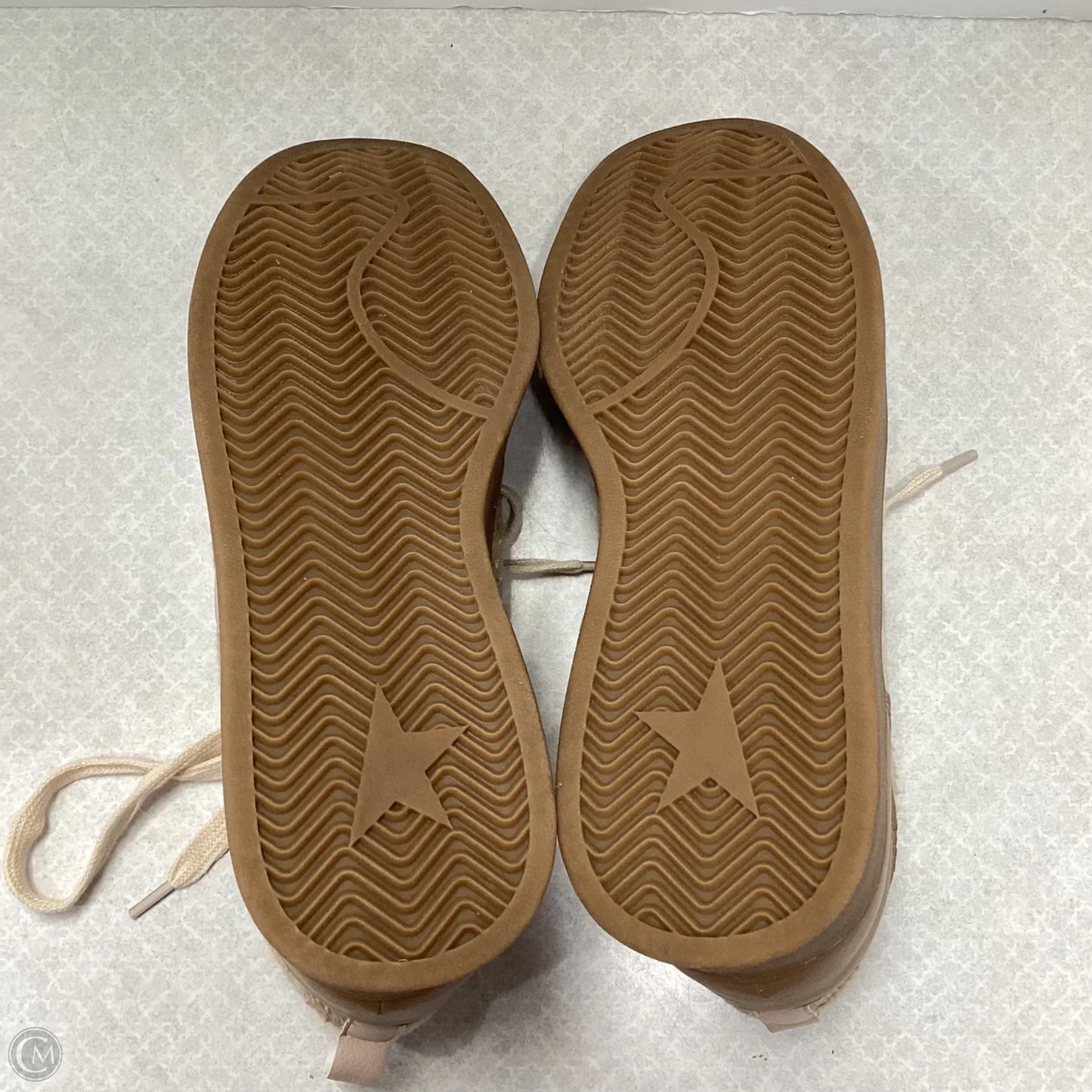 Shoes Sneakers By Oasis Society In Brown, Size: 9