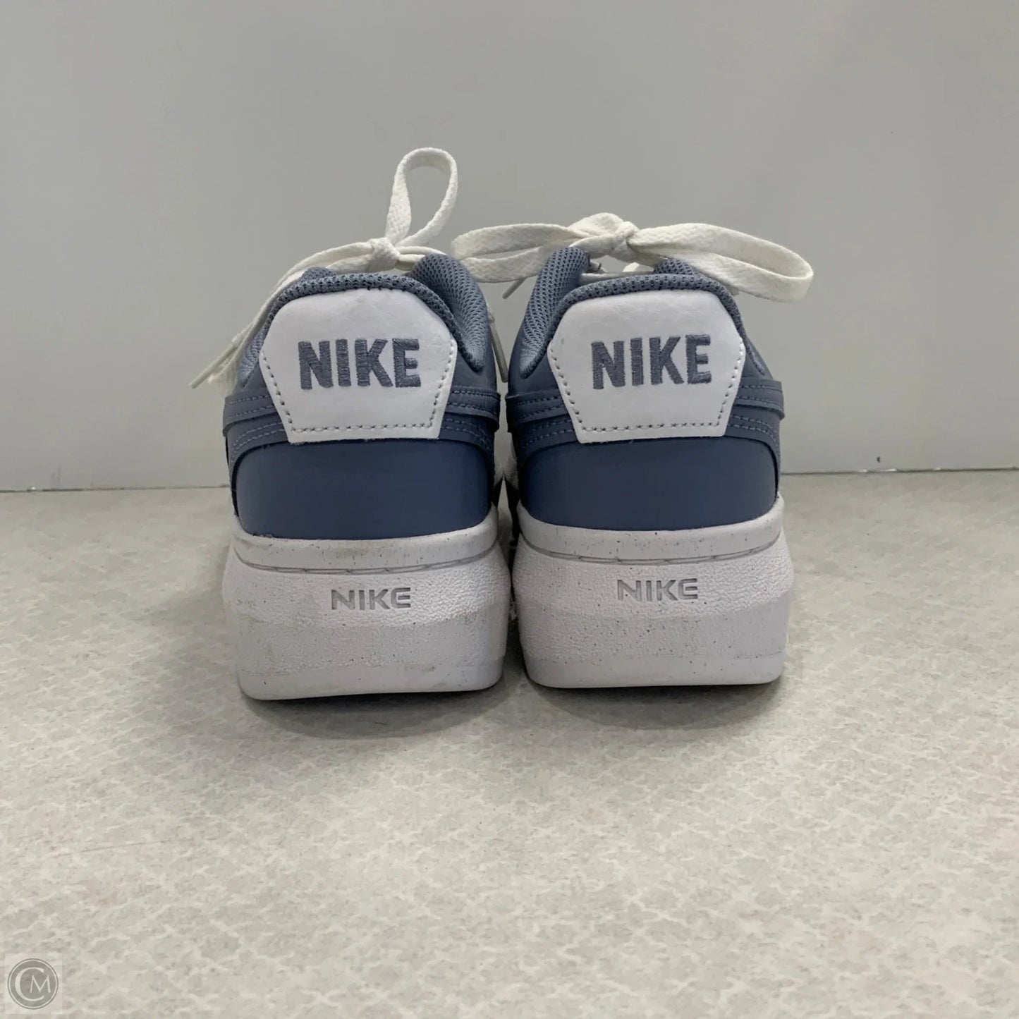 Shoes Sneakers By Nike In Blue, Size: 7.5