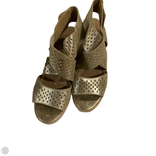Sandals Heels Wedge By Eileen Fisher In Silver, Size: 9.5