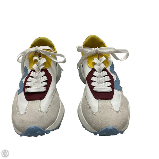 Shoes Sneakers By Steve Madden In White, Size: 7