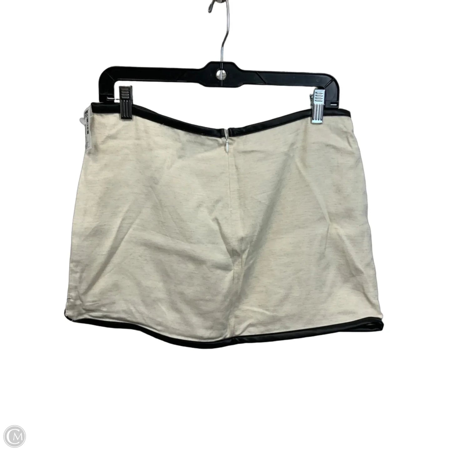 Skirt Mini & Short By WEWOREWHAT In Cream, Size: 6