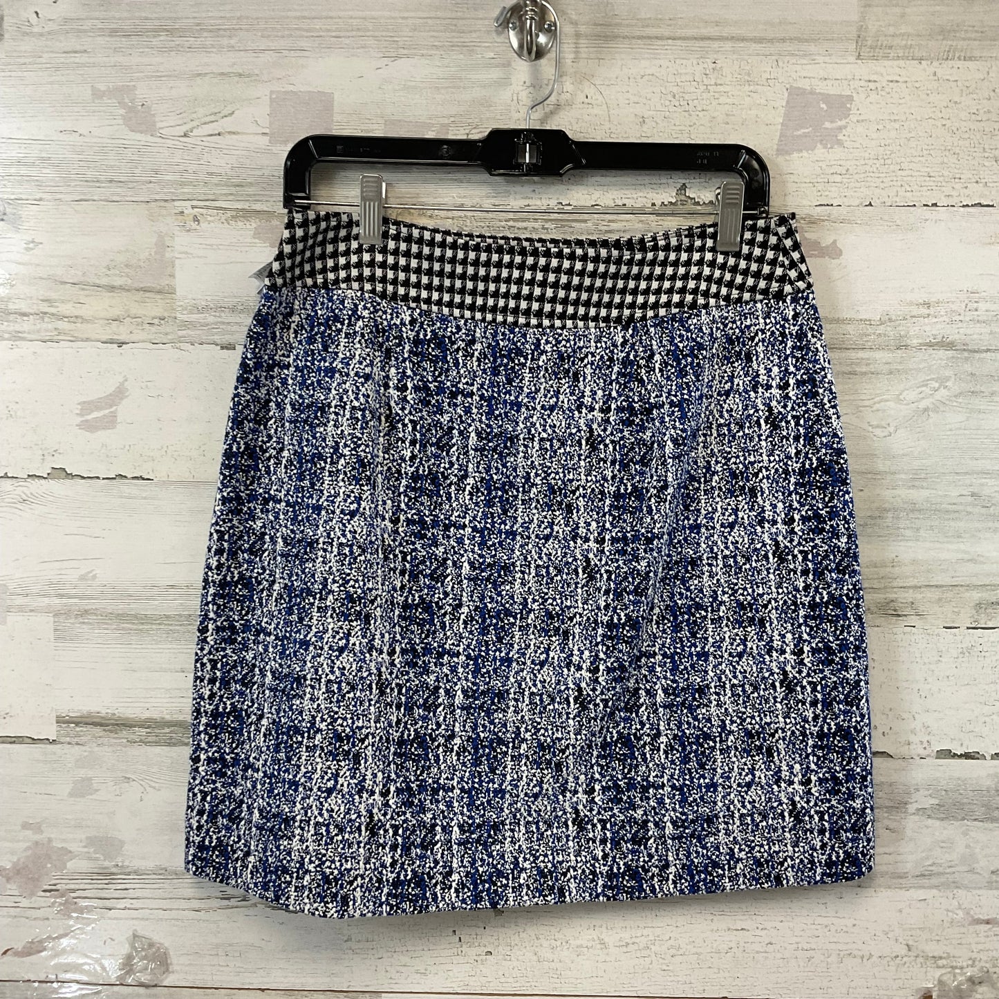 Skirt Mini & Short By Cabi In Blue, Size: 6